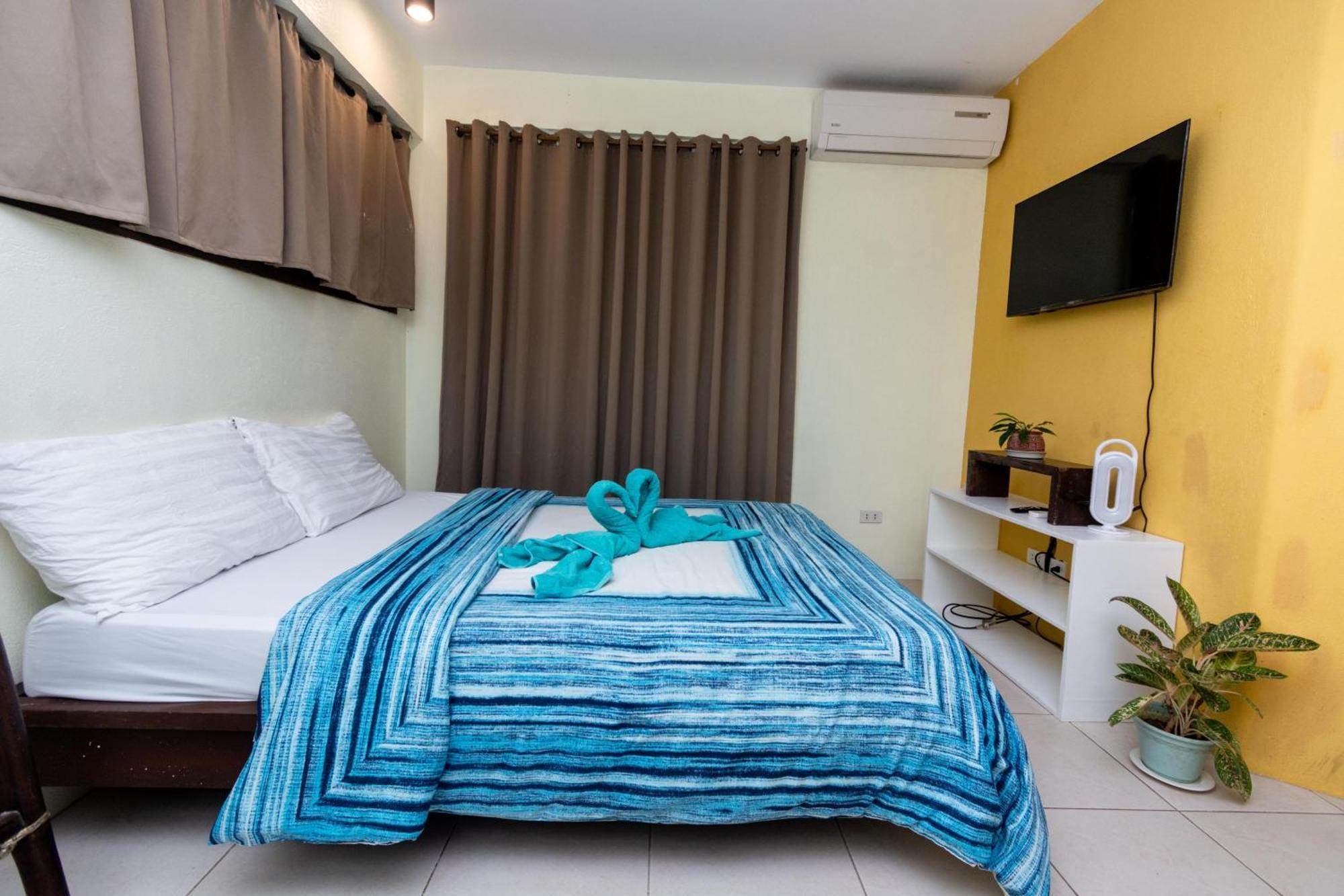 Babosam Apartments Boracay Island Esterno foto